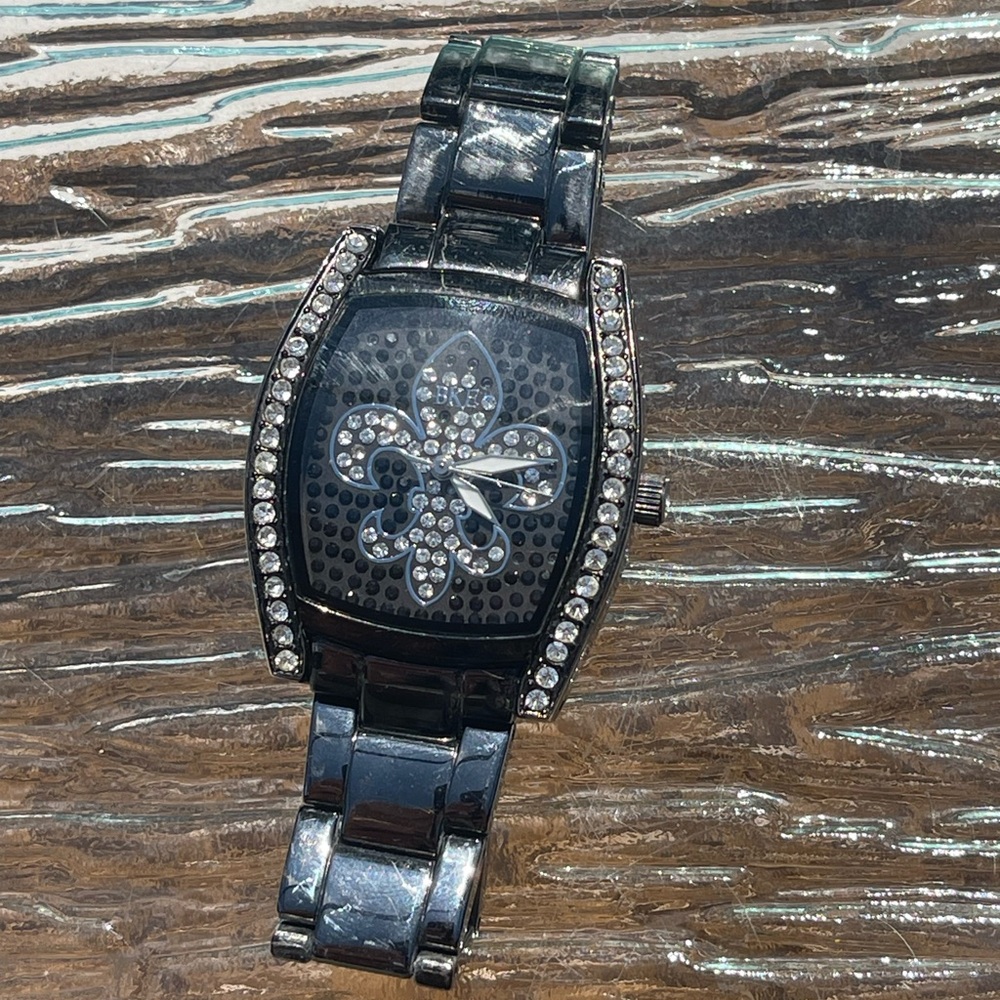 *NEW BATTERY* BKE watch fleur-de-lis Lily Saints Rhinestone Gunmetal Black Steel - Picture 2 of 12